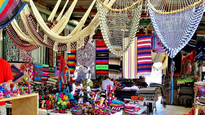 Summer crafts in Todos Santos